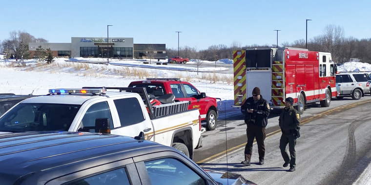 Image: Shooting at Allina Clinic in Buffalo, Minn.