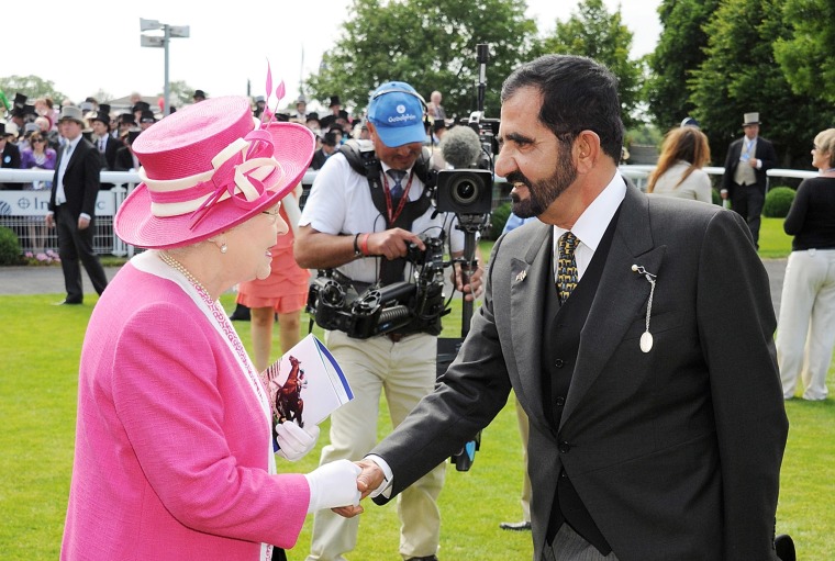 Image: Queen Elizabeth II and Sheikh Mohammed bin Rashid Al Maktoum