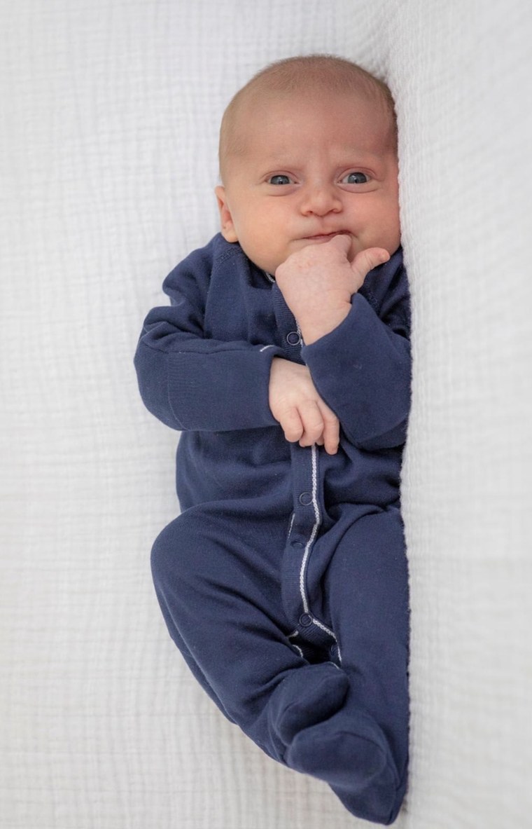 Baby Jordan was ready to meet his parents and arrived while the family sped across the George Washington Bridge. 