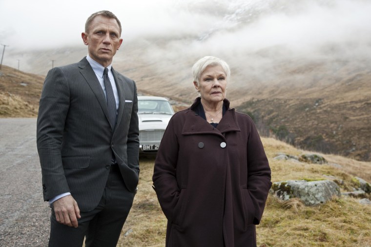 DANIEL CRAIG, JUDI DENCH,  SKYFALL, 2012