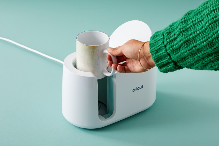 The Ultimate Guide to the Cricut Mug Press! - Hey, Let's Make Stuff