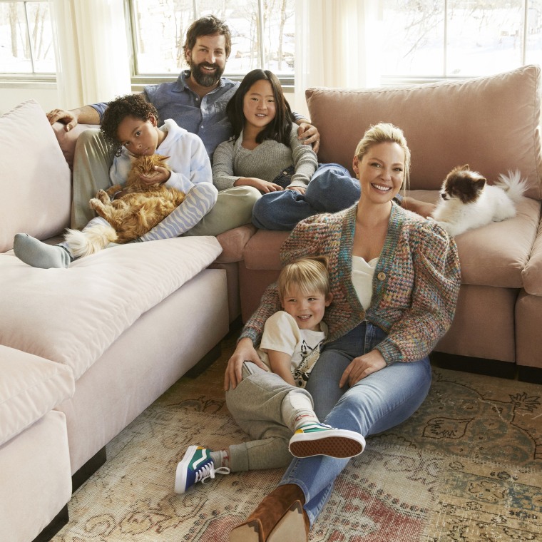 Katherine Heigl and Josh Kelley and their three children live in Utah. 