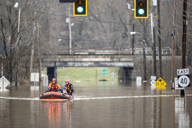 Image: Water rescue in Kentucky