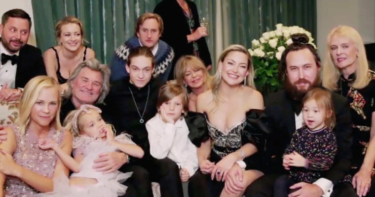 Kate Hudson, Kurt Russell, Goldie Hawn, and family