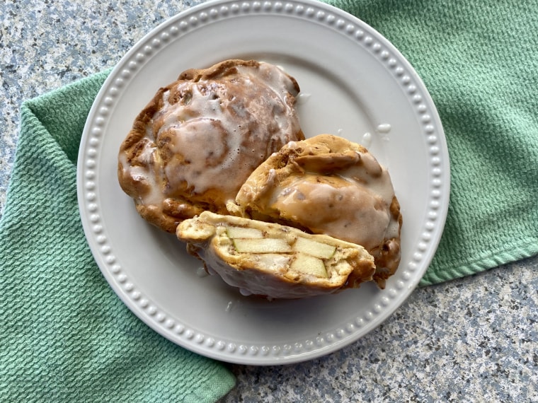Cinnamon roll apple pies can be made in the air fryer and only require an apple and a can of refrigerated cinnamon rolls.