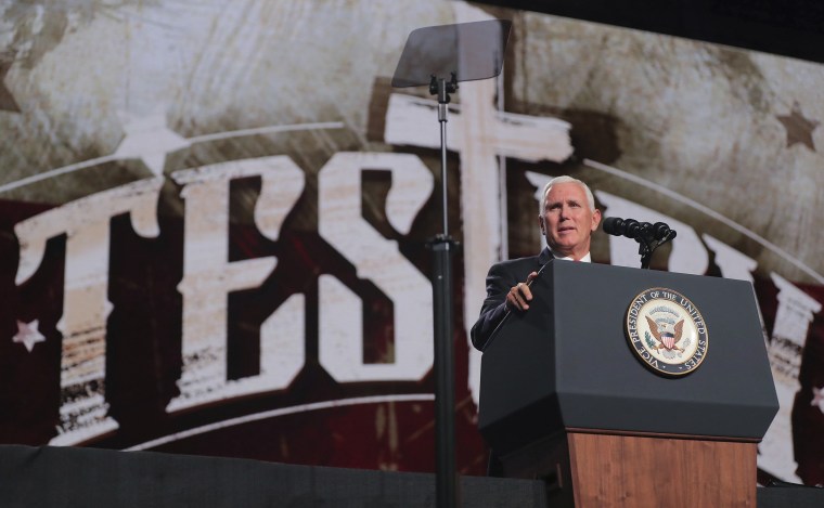 Image: Mike Pence speaks at the Southern Baptist Convention meeting in Dallas in 2018