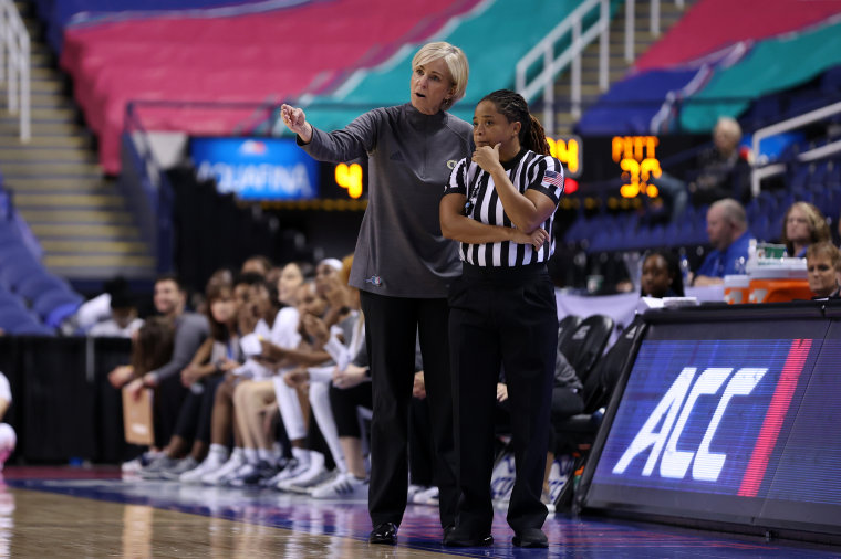 South Carolina coach Dawn Staley blasts NCAA over disparities