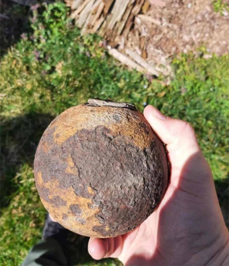 Bomb squad technicians safely detonated a cannonball from the Civil War in Frederick County, Md.