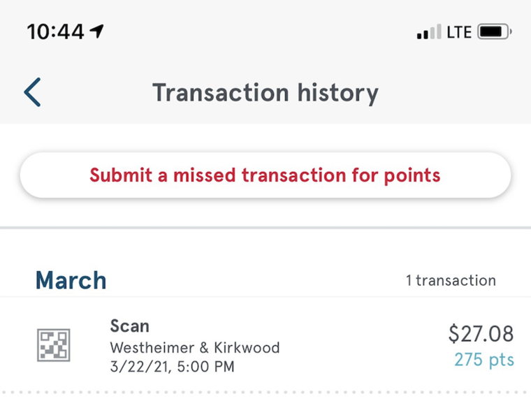 Tina provided a screenshot showing that she did use her rewards app while placing her order on March 22. 