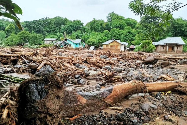 41 killed in landslides and floods in Indonesia; dozens missing