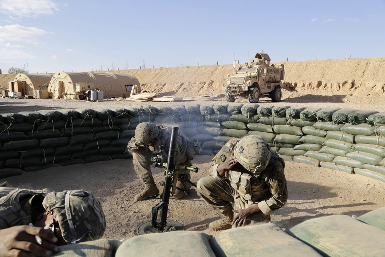 U.S. Army soldiers conduct a mortar exercise at a small coalition outpost in western Iraq near the border with Syria on Jan. 24, 2018.