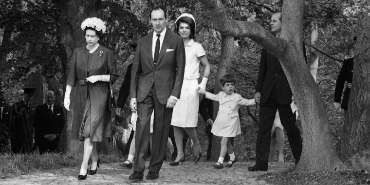Queen Elizabeth II, Prince Philip, Jackie Kennedy, John Jr. and Caroline