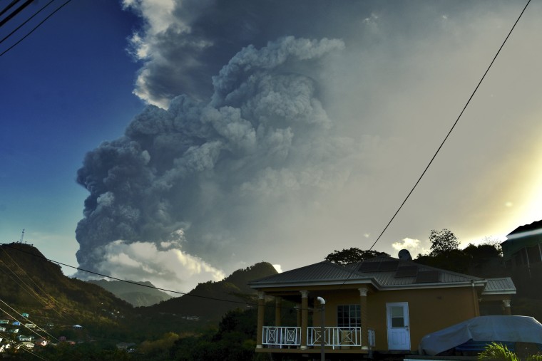 Image: Ash rises into the air as La Soufriere volcano erupts on the eastern Caribbean island of St. Vincent on pril 13, 2021.