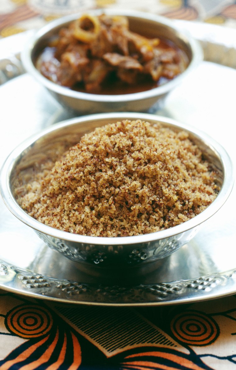 Steam-cooked Fonio and groundnut