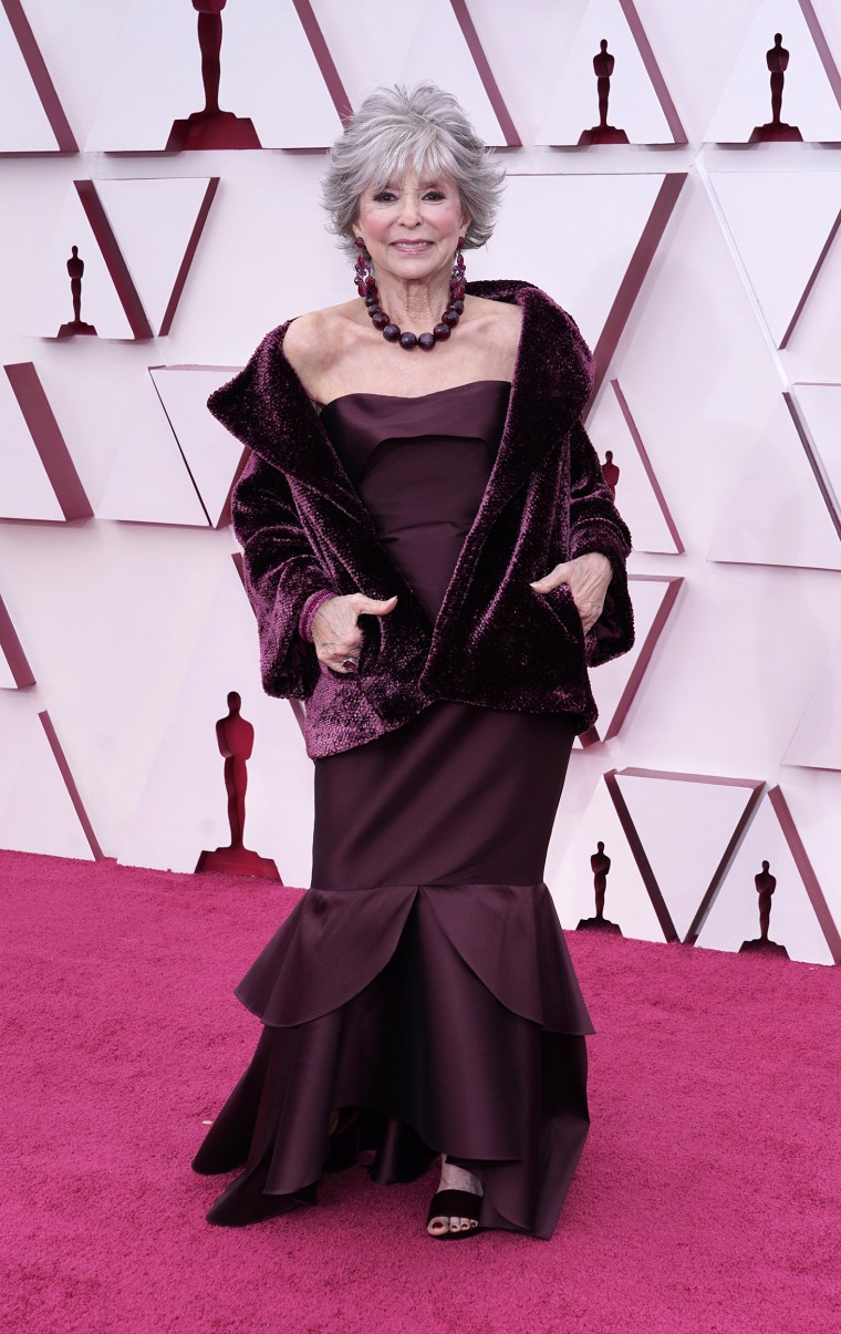 Oscars 2021: Red Carpet Dresses & Fashion LIVE