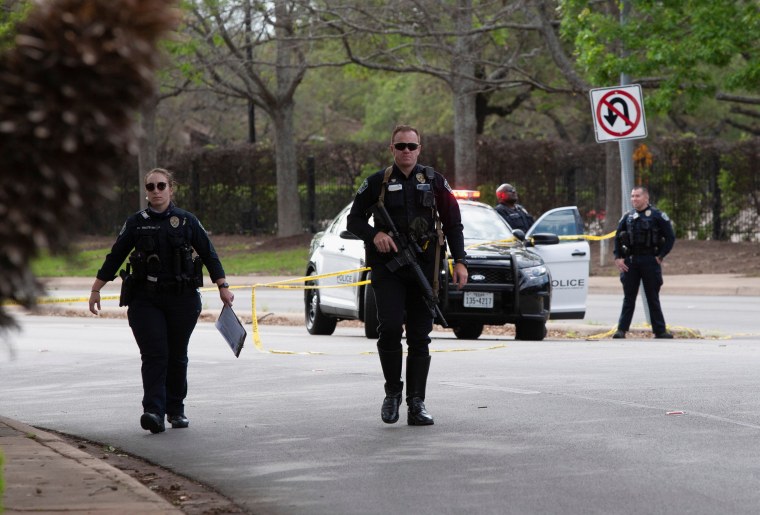 Image: Scene of a deadly shooting in Austin