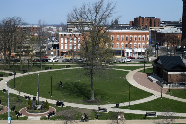 Image: Perry Square Park in Erie, Pa., where a population that peaked at 138,000 in the 1960s has dipped to 96,000.