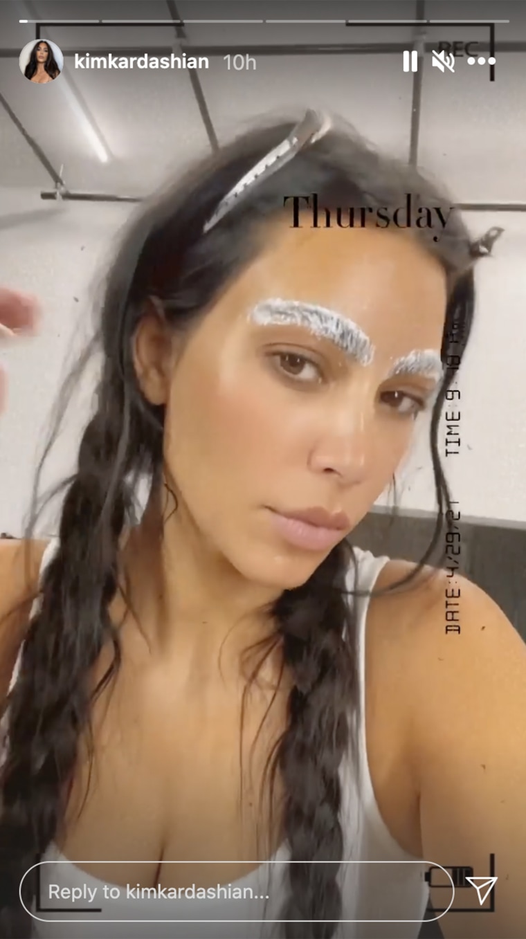 Kardashian shared photos of the eyebrow bleaching process in her Instagram story.