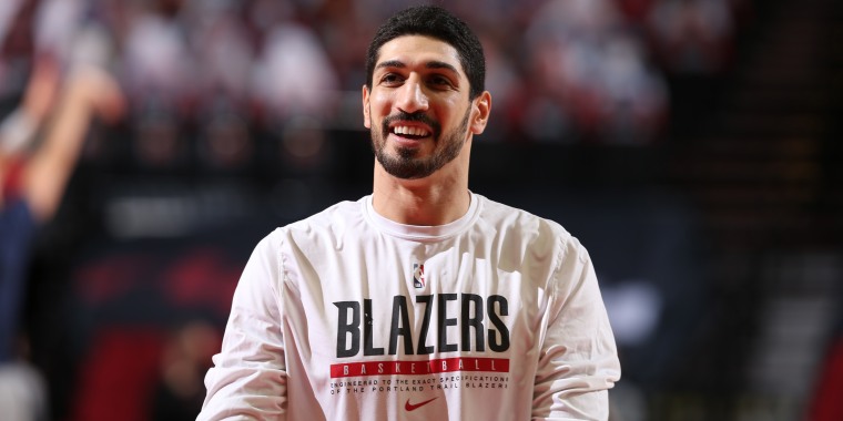 Dallas Mavericks v Portland Trail Blazers