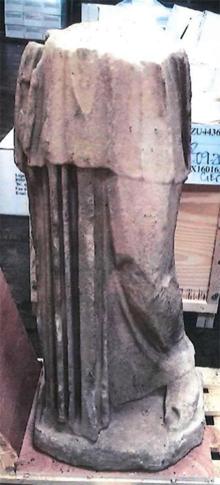 Image: Italian statue
