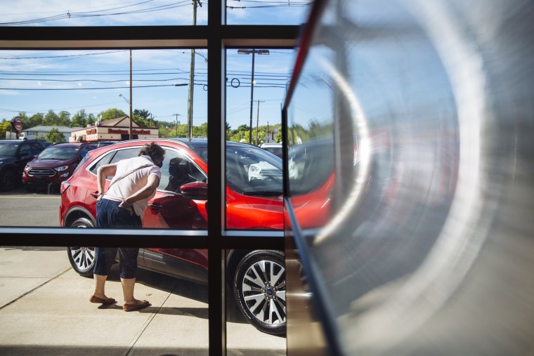 New Jersey Car Dealerships Resumes In-Person Sales As Covid-19 Cases Slow