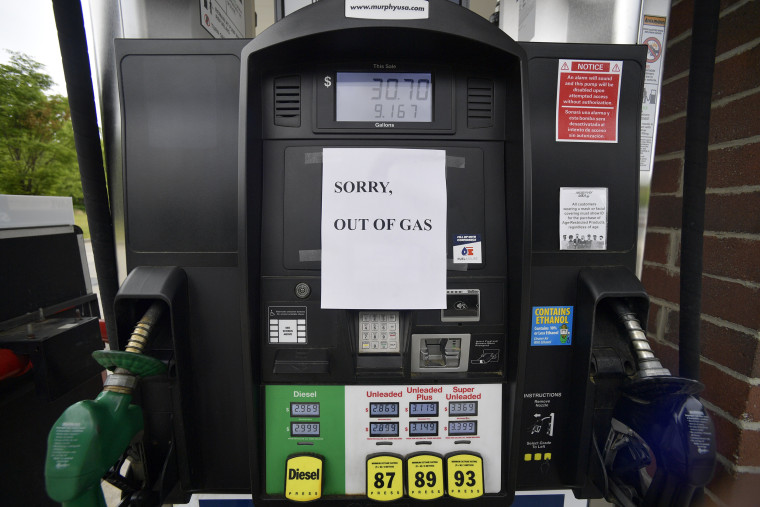 Image: A sign reads, 'Sorry, out of gas' in Kennesaw, Ga., on Tuesday.