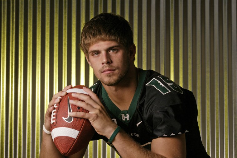 Image: Quarterback Colt Brennan of the Hawaii Warriors in Honolulu