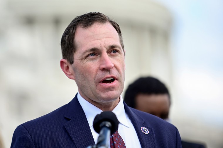 Image: News conference outside the U.S. Capitol about efforts to end the Senate filibuster in Washington