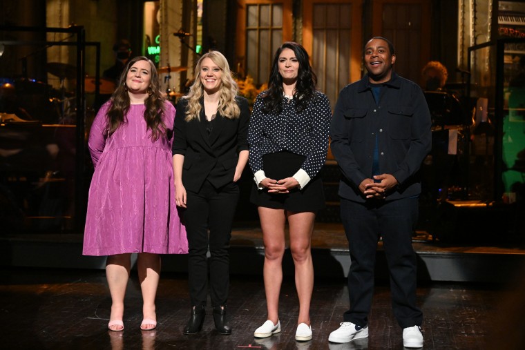 Aidy Bryant, Kate McKinnon, Cecily Strong and Kenan Thompson during the "What I Remember" cold open on May 22, 2021.