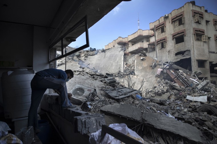 Image: A building that was destroyed in Gaza City