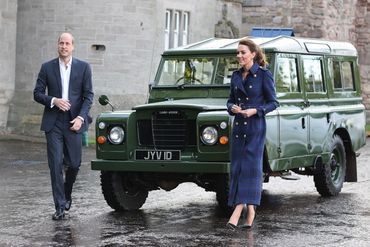 Prince William, Kate Middleton arrive to "Cruella" screening in Prince Philip's Land rover