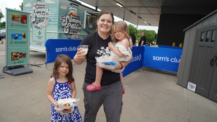 Through July 18, Sam's Club's Member's Mark Summer Eats Food Truck will be at select clubs in the central U.S. serving up summertime food samples.