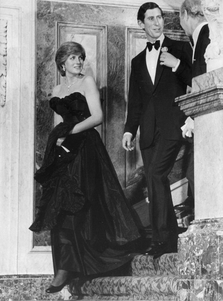 Princess diana black shop and white dress