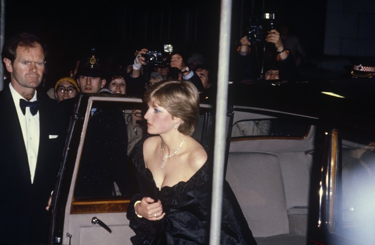 Princess Diana wore daring dress at 1st royal engagement