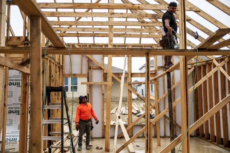 Housing Is So Hot That U.S. Builders Have to Stop Taking Orders