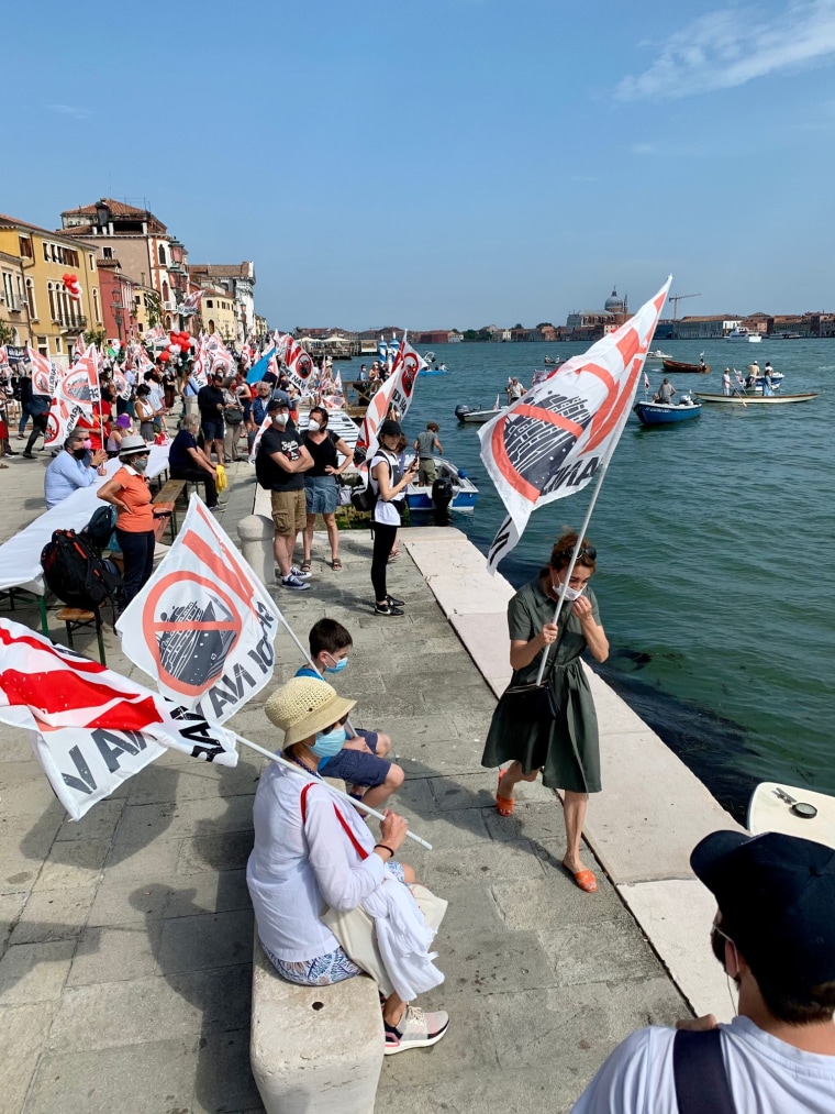 IMAGE: Venice cruise ship protests