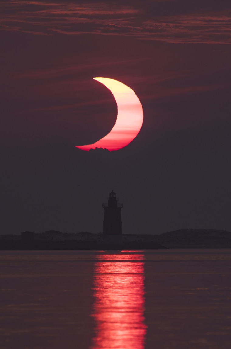 Rare Sunrise Eclipse Entrances Northeast States