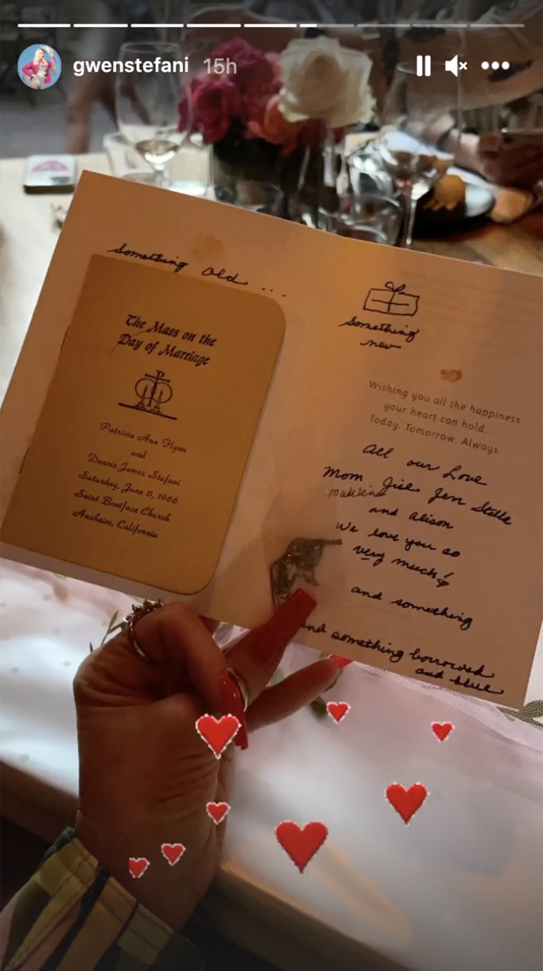Gwen Stefani shared a card she received at her bridal shower.
