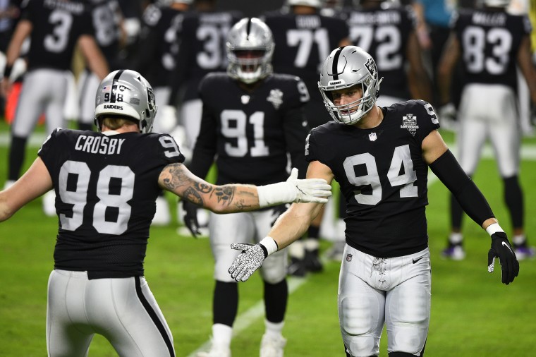 Las Vegas Raiders defensive end Maxx Crosby (98) stands on the field during  an NFL football game against the Indianapolis Colts, Sunday, Jan. 2, 2022,  in Indianapolis. (AP Photo/Zach Bolinger Stock Photo - Alamy