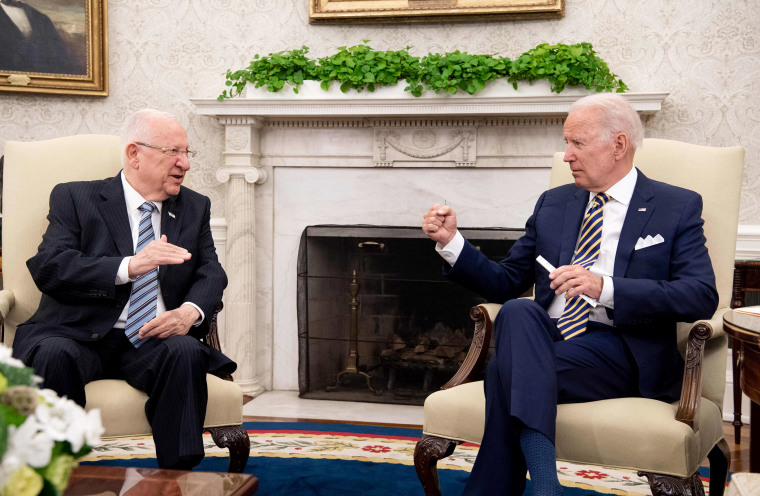 Image: Biden and Rivlin meet in the Oval Office
