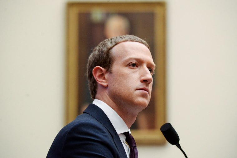Image: Facebook Chairman and CEO Zuckerberg testifies at a House Financial Services Committee hearing in Washington