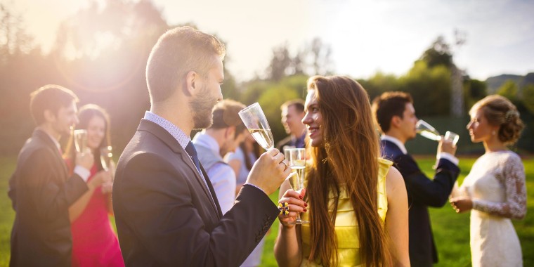 19 ways to keep cool at an outdoor summer wedding - TODAY