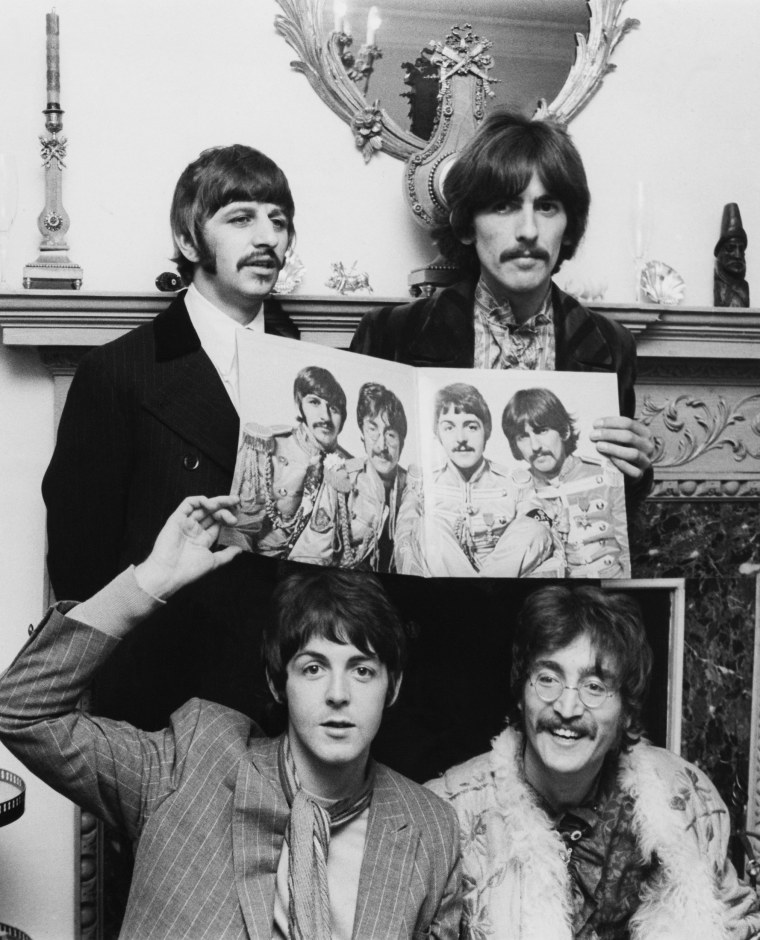 The Beatles During Sergeant Pepper S Lonely Hearts Club Band Release