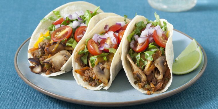 Plate of 3 vegetarian barbeque tacos