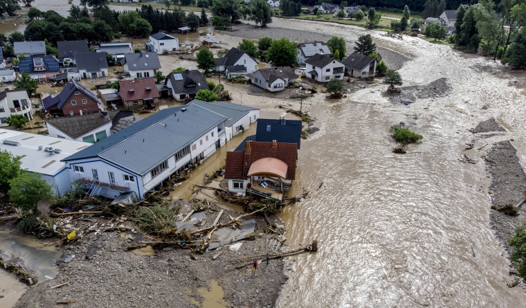 Image: Damaged houses are seen at the Ahr river in Insul, western Germany