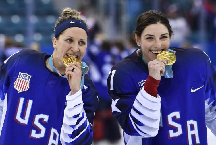 IHOCKEY-OLY-2018-PYEONGCHANG-PODIUM