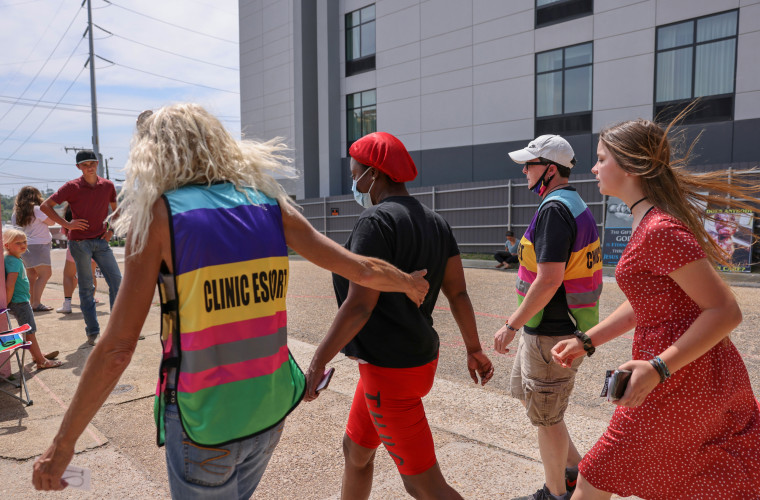 Image: Anti-abortion protestors confront pateients entering the Jackson Women's Health Organization in Jackson, Mississippi, U.S.