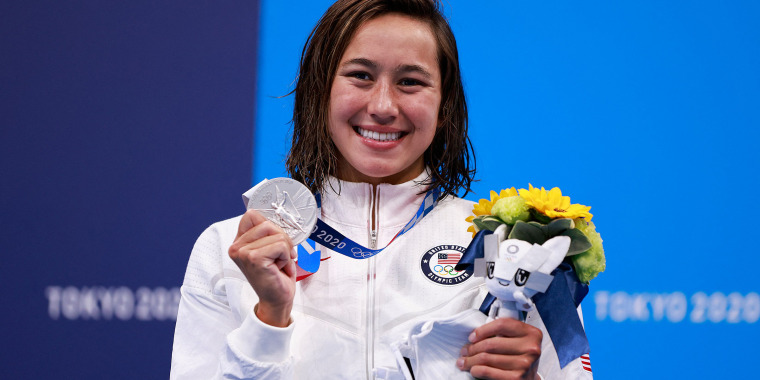 SWIMMING-OLY-2020-2021-TOKYO-PODIUM