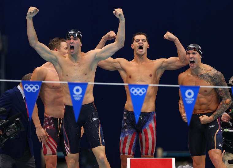 Image: Swimming - Men's 4 x 100m Medley Relay - Final