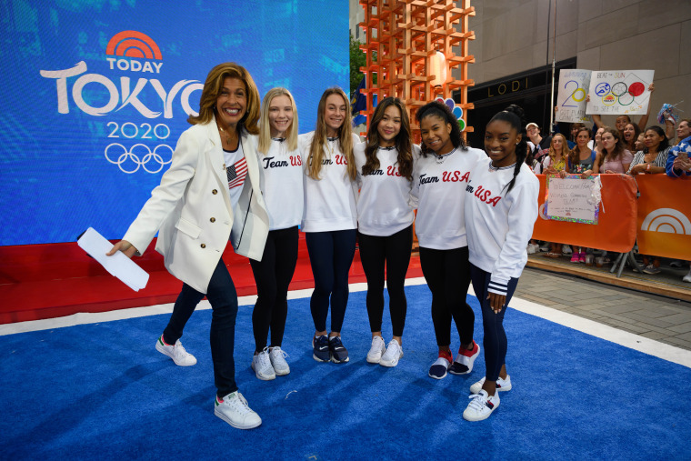 Welcome home to the women of the U.S. gymnastics team!